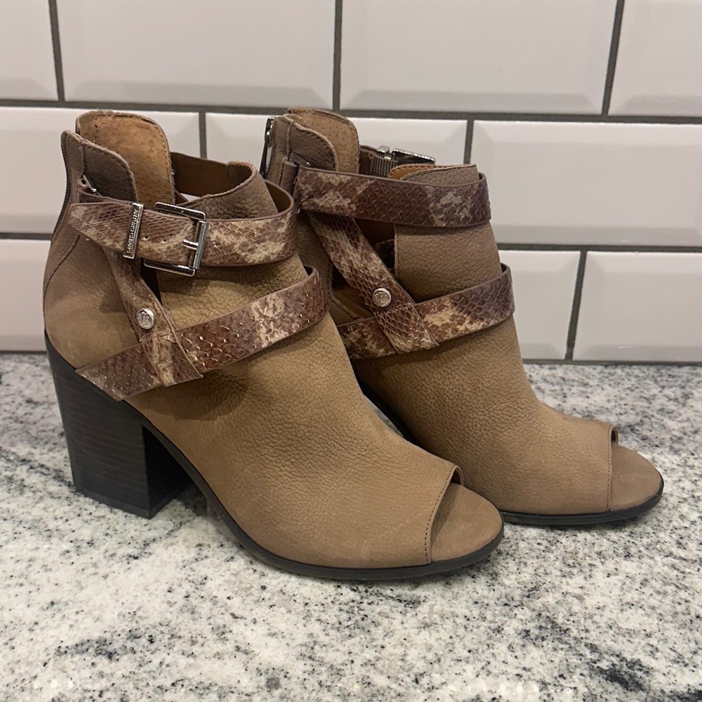 New Arturo Chiang 7.5 Caraleigh Peep Toe Booties Cinder Snake Buckle Ankle Boot